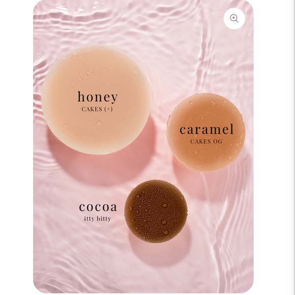 Cakes Nipple Covers - Picture 3 of 6